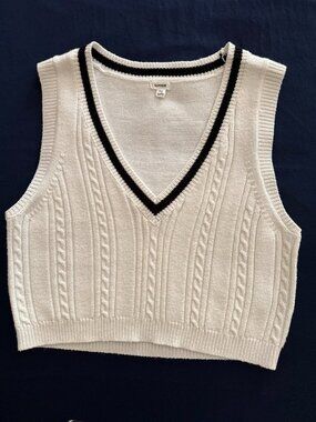 Garage Cropped Cricket Sweater Vest (P/S)